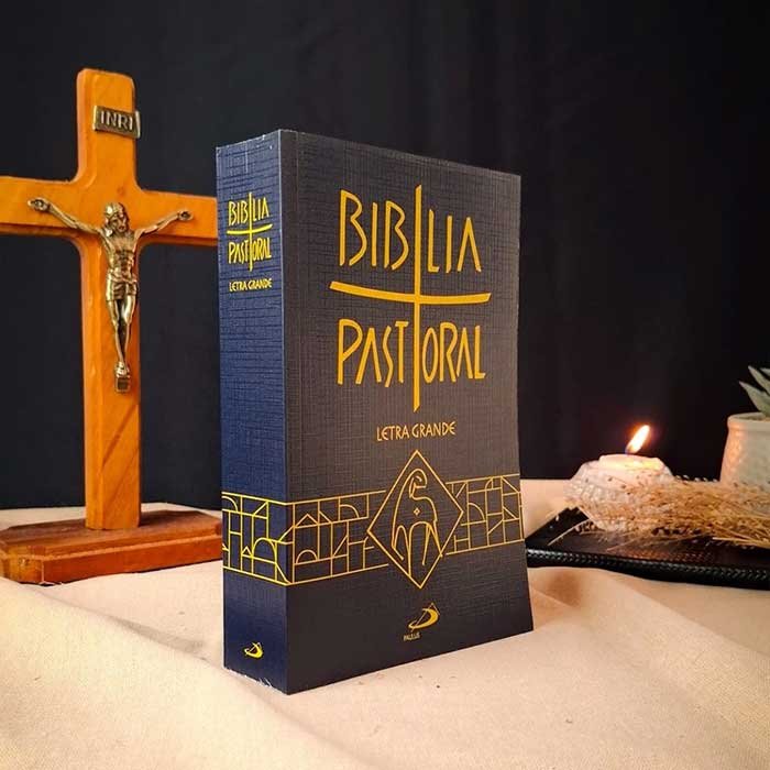 Bíblia Católica Pastoral com letra grande 5