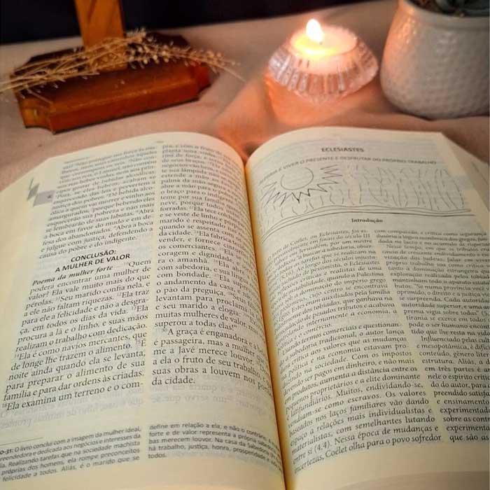 Bíblia Católica Pastoral com letra grande 6