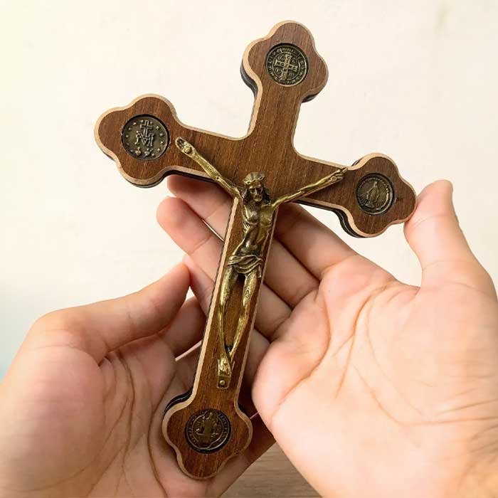 ✝️Crucifixo de Mão: Um símbolo de fé que cabe na palma da sua mão ð