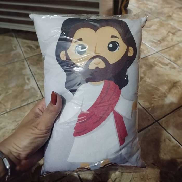 ALMOFADA NANINHA COM IMAGENS SAGRADAS 1