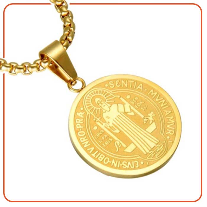 colar com medalha de são bento 11