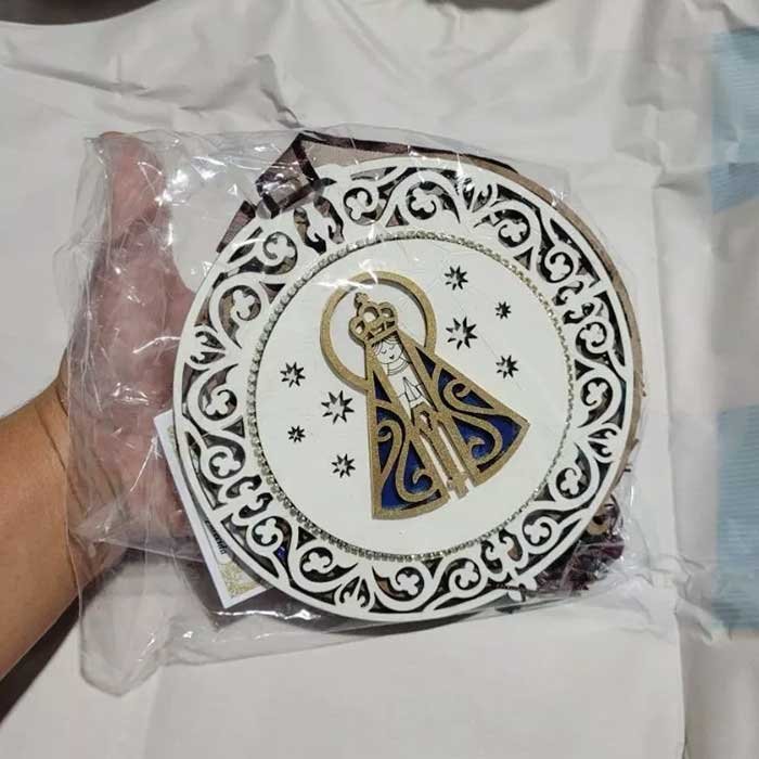 escapulário de porta com medalha de são bento 19